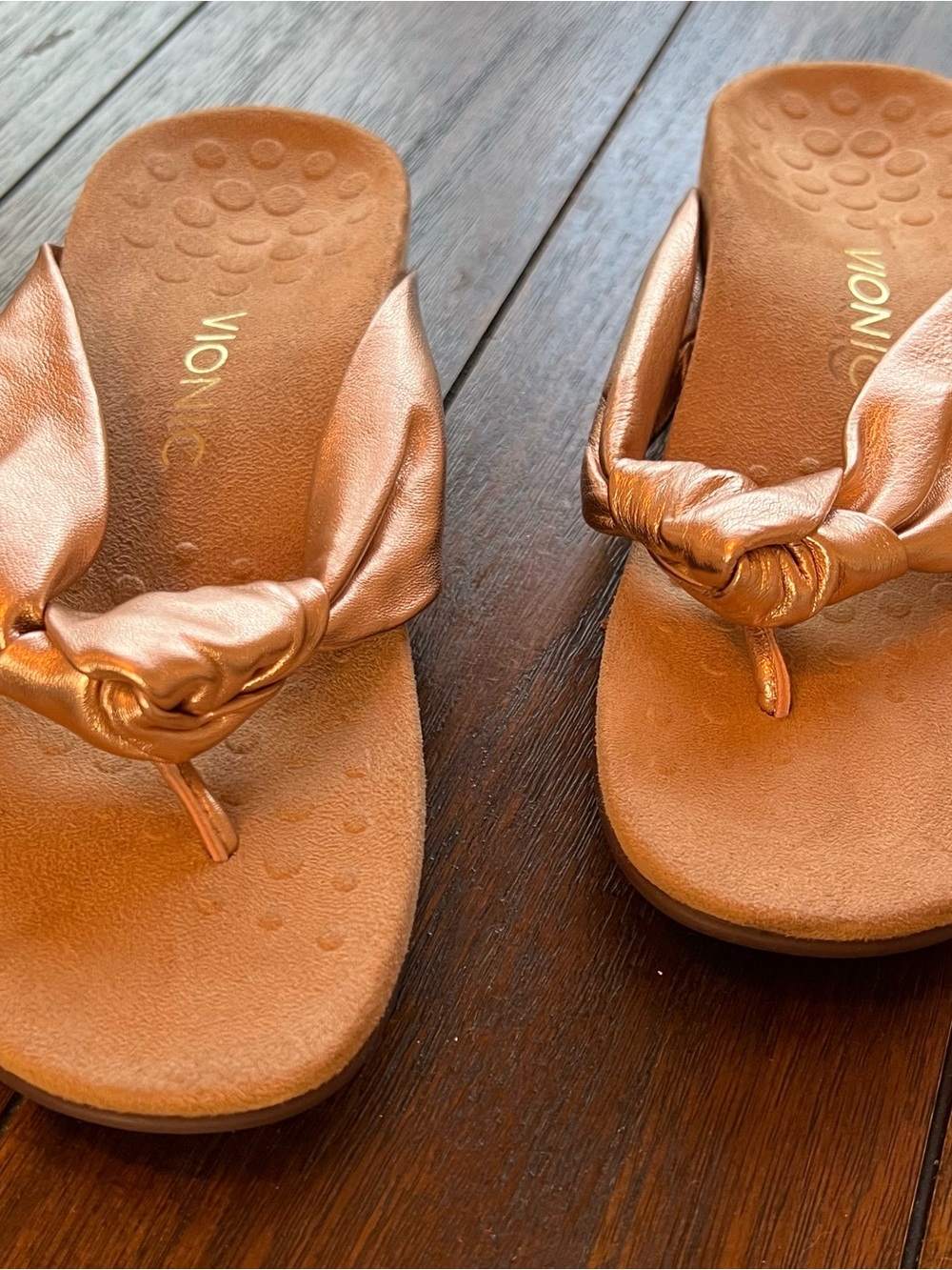 Vionic Pippa Copper Metallic Knot Thong Sandals size 7